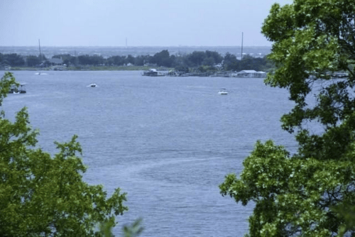 Brown County Texas lakefront lot in Oakridge Estates, Lot 62 with electricity, 0.49 acres near Lake Brownwood.