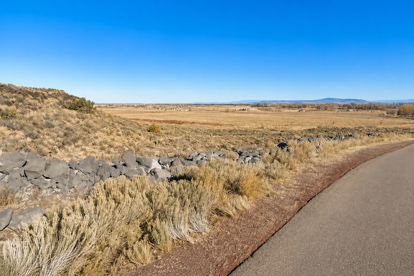 Colorado, comté de Costilla, terrain de 0,1 hectare (0,25 acre) en bordure du Rio Grande, lot 893, unité 1 (près du Rio Grande). CONDITIONS : 50 % de réduction (actuellement) 26 $/mois 